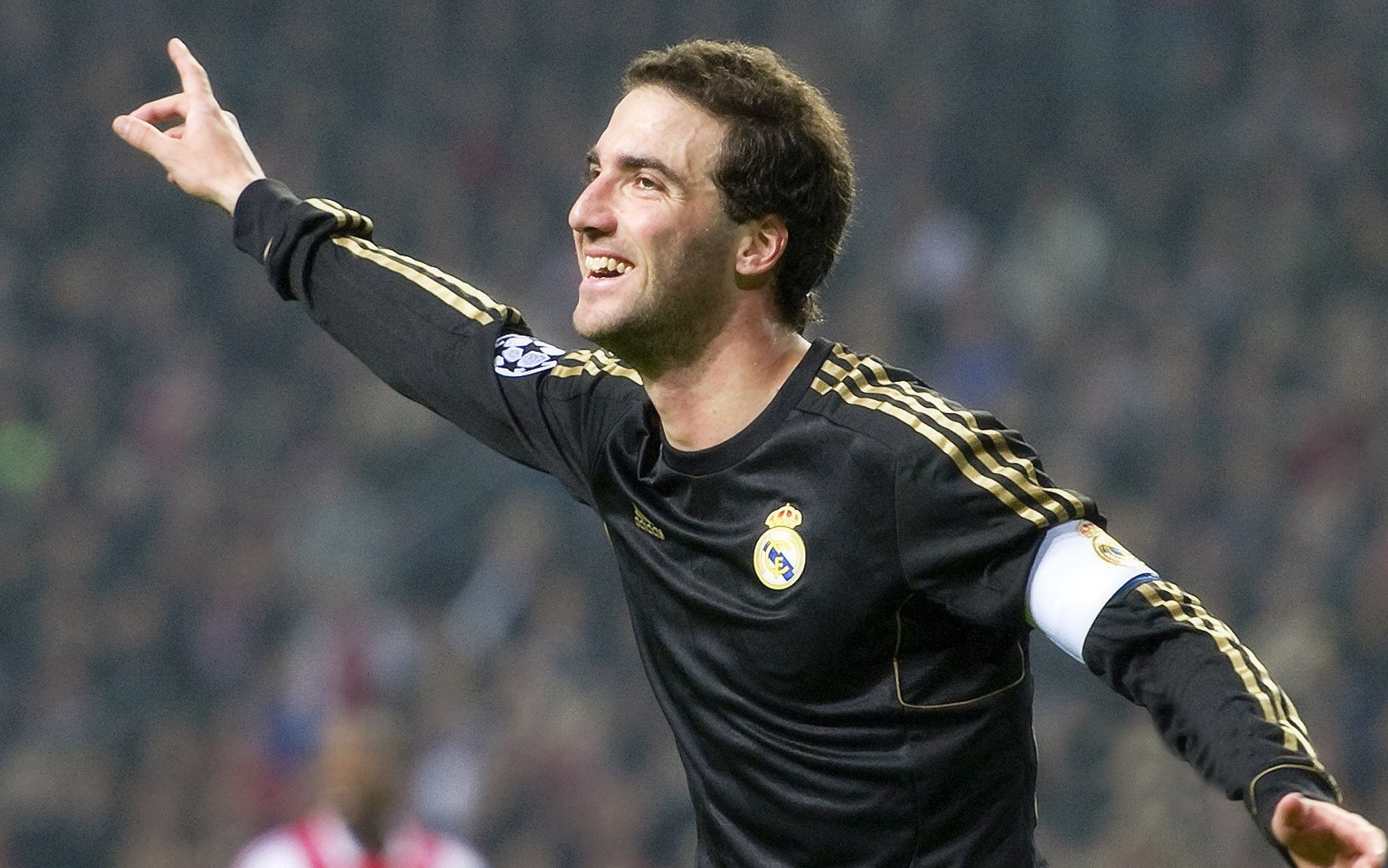 开云全站-年度盛事：最难忘的十场比赛回顾，最难忘的一场比赛