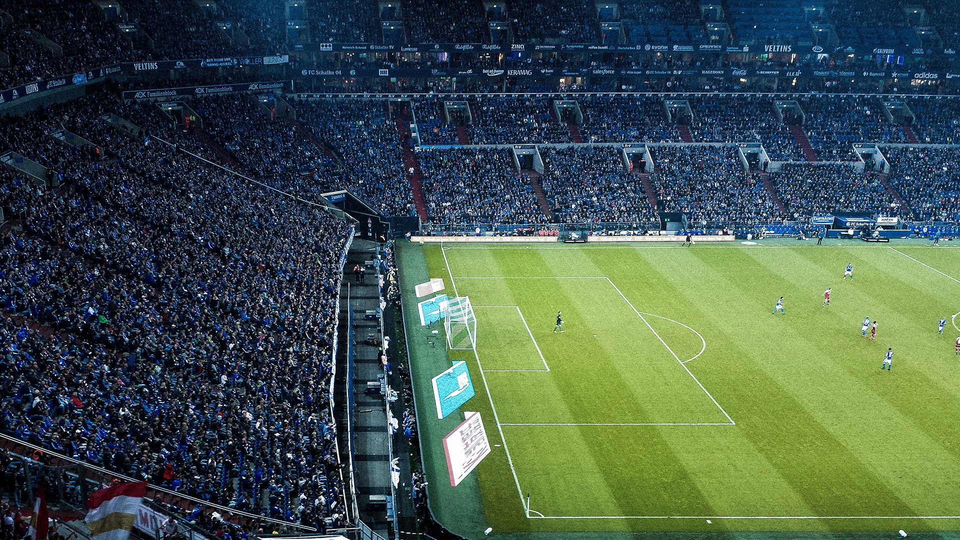 开云官网首页-皇马韧性十足，连续逆转赢得关键比赛，皇马著名比赛